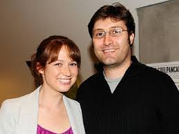 You are probably seeing the netflix comedy series, unbreakable kimmy schmidt and you are wondering who the actress playing the starring role is? A Look Into The Personal And Professional Life Of Ellie Kemper Her Husband And Family