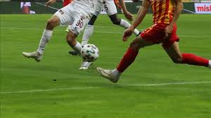 Kayserispor manuel fernandes (oynama izini yok), wilfried kanga (oynama izini yok), harrison manzala. Yo11cd3rl29oim