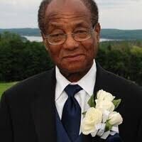 Phillip Benoit's Instagram, Twitter & Facebook