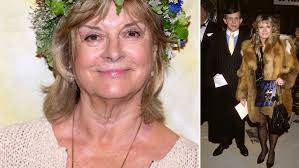 Later, she also started performing in sweden, often together with povel ramel. Grumpy Molecule About Pain After Ex Husband Noppe Lewenhaupt Sclate