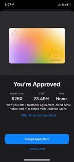 It's good to note that the apple card credit score requirement is comparable to that of similar cards on the market. Got Approved For An Apple Card Last Night Low Limit High Apr But My Fico Is Only A 581 So I M Surprised I Even Got Approved But As Of Now This Is