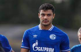Bugün fark etttim de ozan kabak, i̇lyas yalçıntaş'a benziyor. No Context Kurd On Twitter Mardin Derik Li Ozan Kabak Liverpool A Transfer Oldu