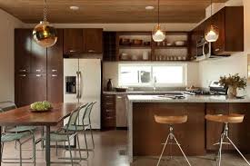 Encuentra más información relacionada en los siguientes enlaces Disenos En Madera De Cocinas Y Comedores Integrados Diseno De Cocina Decoracion De Cocina Moderna Diseno De Interiores De Cocina