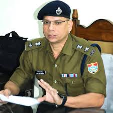 (Notice To SSP-Sukhwant Case) 🛑 एसएसपी मणिकांत मिश्रा द्वारा काशीपुर में जनसुनवाई की गई। ➡️ फरियादियों  की समस्याओं का किया समाधान। ➡️ समस्याओं को सुन त्वरित निराकरण ...