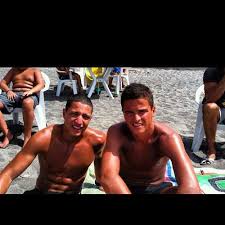 Ibrahim afellay news, gossip, photos of ibrahim afellay, biography ibrahim afellay is a 34 year old dutch footballer. Afellay Boulahrouz On Twitter Picture Ibrahim Afellay At The Beach With A Fan Http T Co K0whkk6j