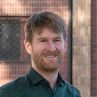 100+ profilů „Jareš“