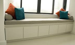 Tous vos meubles d'entrée se trouvent sur walmart.ca! Banc D Interieur Au Rebord De La Fenetre 40 Idees Chic En Styles Varies Banc Interieur Banquette Avec Rangement Banc Salle A Manger