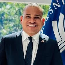 William Escobar's Instagram, Twitter & Facebook