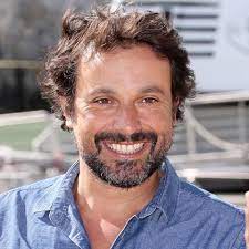 Téléfilm de christophe campos avec marie dal zotto, hélène de. Bruno Salomone Pret A Devenir Papa Sa Reponse Amusante Gala