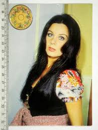 Fatma Girik Panosundaki Pin
