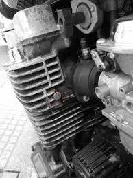 xjr1200の燃料コック付近からのガソリン漏れ修理の為入院 修理 ブレーキフルード 時代遅れ