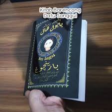 Dan ia tidak berpegang kepada kulit lahir daripada nas dan dalil lagi. Kitab Barencong Shopee Indonesia