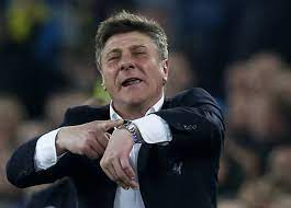 The best memes from instagram, facebook, vine, and twitter innamoratevi gente, innamoratevi. Mazzarri Palestra Orologio Caption Meme Generator