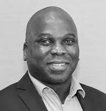 Sonia Eskandari's Instagram, Twitter & Facebook