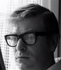 Even michael caine can't pull off frames that are twice the width of his face. Futurelawyer They Re Back Bose Smart Frames Are Back Where They Belong