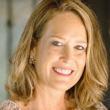 Denise Posey (travelbydenise)