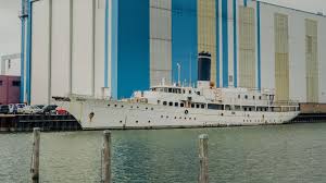 Resurge en Holanda el 'Vita', el yate que llevó a México el tesoro español  expoliado en 1939