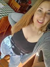 👤 (𝟭) 𝗘𝗺𝗽𝗲𝘇𝗼́ 𝗮𝗻 𝘀𝗲𝗴𝘂𝗶𝗿𝘁𝗲 🟢 𝗘𝗻 𝗹𝗶́𝗻𝗲𝗮 Hola. Soy  Dianna, profesora. 👩🏾‍🏫 ¿Qué tal? 🥰. Te voy a encantar. 🥰. ¿Qué te  parece? 😍