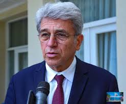 Qui est Bruno Aubert ?