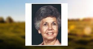 Cindy Dowling's Instagram, Twitter & Facebook