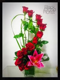 Fill the vase halfway with fresh, clean water. Modern Roses Roses In Baytown Tx Black Orchid Florist Llc