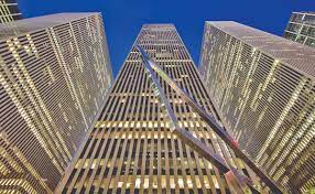 To achieve this, mdeas lifted 1221 avenue of the americas up to its former glory by creating a space that is both perfectly suited to today's corporate the south lobby was reoriented to incorporate an entrance and security desk that face sixth avenue. Deloitte Signs Lease For 98 000 S F At Rockefeller S 1221 Ave Of The Americas Real Estate Weekly