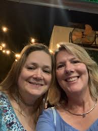 Thanking reunion volunteers for a lovely event