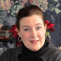 Donna Betancourt's Instagram, Twitter & Facebook