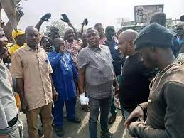 Jun 22, 2021 · dis incident dey happun just few days after anoda tanker fire happun for lagos and destroy part of di ogun state owned opic building. Sunday Igboho Storms Ogun With Bullet Proof To Eject Fulani Herdsmen