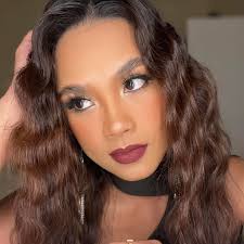 Mae Luna's Instagram, Twitter & Facebook