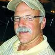 Dennis Rubel's Instagram, Twitter & Facebook