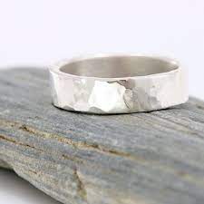 Pin By Micaela Jaquez On For M Handmade Wedding Rings Hammered Wedding Bands Silver Wedding Rings
