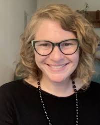 Abby Macdonald's Instagram, Twitter & Facebook