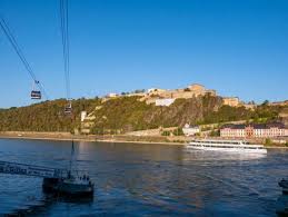 Sie ist deutschland erste dreiseilumlaufbahn und gehört zu den modernsten seilbahnen der welt. Urlaub In Koblenz Sightseeing Deluxe Geheimtipps Und Reisetipps