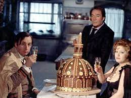 Marco ferreri demande aux acteurs de garder leur vrai prénom pour l'usage du film, qui implique d'une certaine manière les acteurs. La Grande Bouffe Review A Fabulous Feast Of Desire And Disgust Film The Guardian