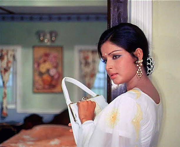 Happy birthday Rakhee Gulzar: The powerful actress who made 'Mere Karan Arjun Aayenge' popular - India TV News