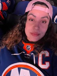 Eleanor Vasquez's Instagram, Twitter & Facebook