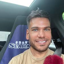 Michael Phillip Villalobos (@mikee587) · Spokane, WA