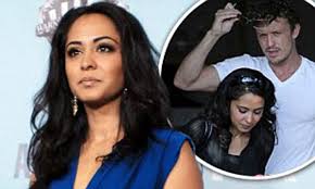 Neela rasgotra in the nbc medical drama series er from 2003 to 2009. Parminder Nagra Star Of E R Scores A Huge Victory Over Ex Husband James Stenson In Bitter Divorce Battle Daily Mail Online