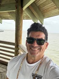 Can you make water more blue or green?