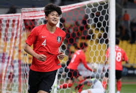 여기는 전북현대 축구선수 no.3 김민재 선수 팬 페이지 입니다!! ê¹€ë¯¼ìž¬ ê²°í˜¼ ì•„ë‚´ì— ëŒ€í•œ ì• ì • ì˜ˆì˜ê³  ì„±ê²© ì¢‹ì•„ ì„œìš¸ì‹ ë¬¸