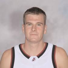 0607MBB media guide.qxp