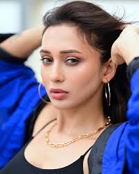 Thought of taking my gym look seriously 🤸🏼 🏋🏾 ♂️