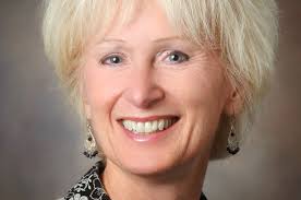 Follingstad Awarded Saltzman Memorial Intimate Partner Violence Research  Award