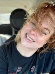 Hi all! I just wanted to introduce myself and share a photo I took not for  sale . Just showing I can whittle