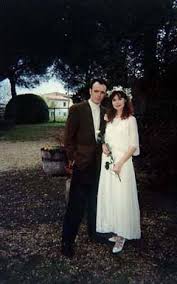 Eddie vedder was married to beth. Wedding