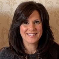 Beth Conti's Instagram, Twitter & Facebook