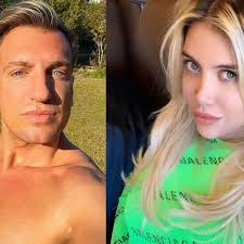 Maxi Lopez rimprovera l'ex moglie Wanda Nara sui social per aver portato i  figli da Parigi a Como