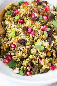 Moroccan Style Lentil And Quinoa Salad With Raisins Pomegranate Almonds And Parsley Lentils And Quinoa Lentil Quinoa Salad Lentil Recipes