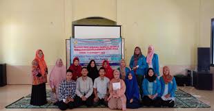 Pelatihan Pidato Bahasa Inggris Dalam Meningkatkan Kemampuan Berbicara Di Depan Publik Sastra Inggris